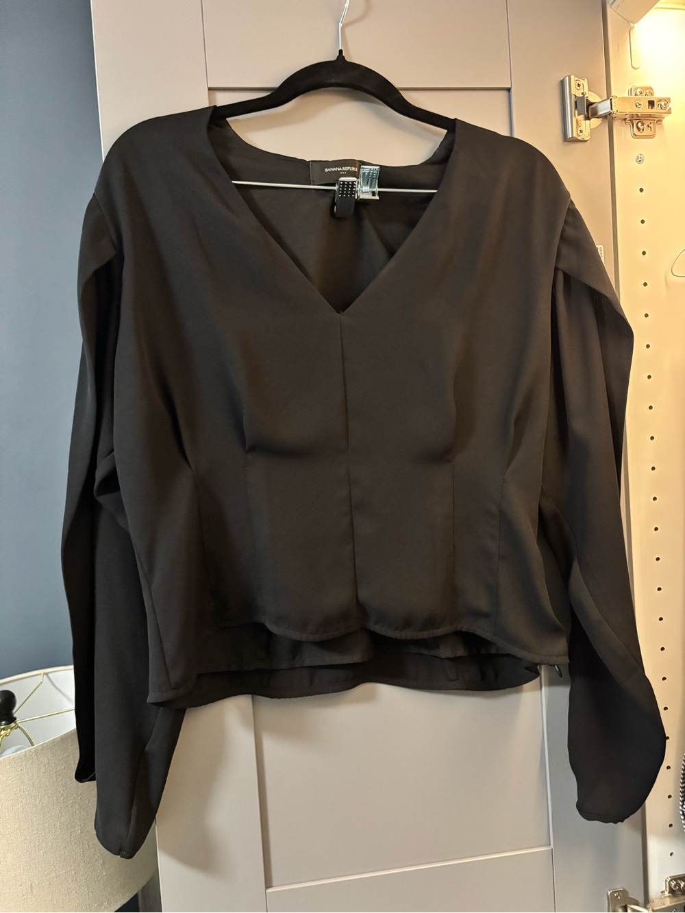 Banana Republic Black V-Neck Long Sleeve Blouse